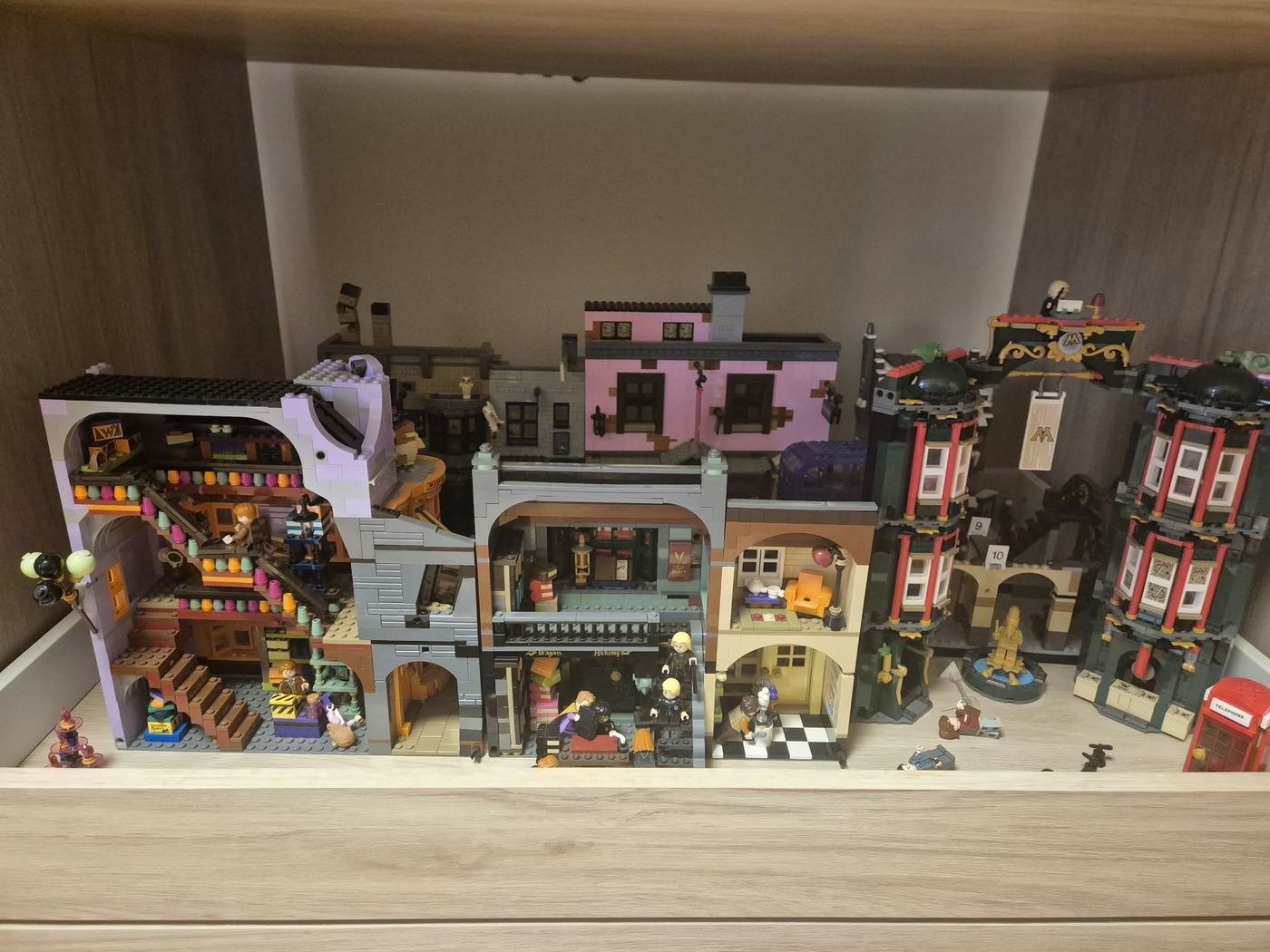 Sets de LEGO Harry Potter montados, foto propia de 2026